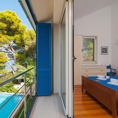 Holiday home Gorgeous In With House Sea View Supetar